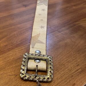 Kettle Black Cream with Gold Stars Leather Belt with Gold Buckle